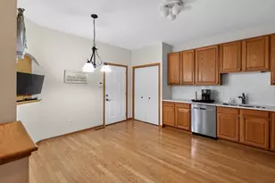 2703 Village Dr, Faribault, MN 55021 - Photo 8