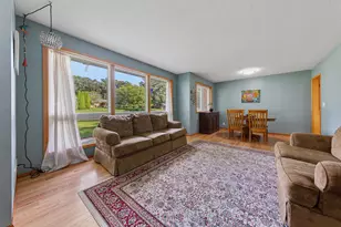 1910 Linn Dr, Owatonna, MN 55060 - Photo 18