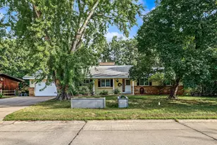 2325 Argonne Dr NE, Columbia Heights, MN 55421 - Photo 4