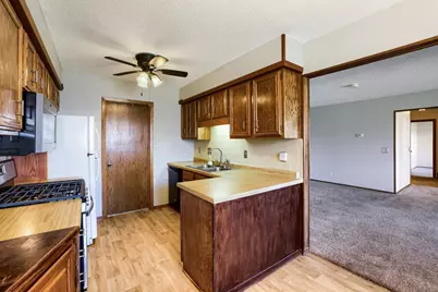 3743 Goodwin Avenue N, Oakdale, MN 55128 - Photo 12