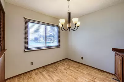 3743 Goodwin Avenue N, Oakdale, MN 55128 - Photo 10
