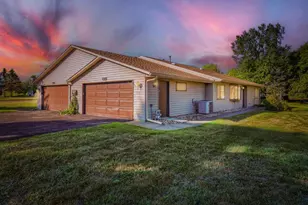 3743 Goodwin Ave N, Oakdale, MN 55128 - Photo 1