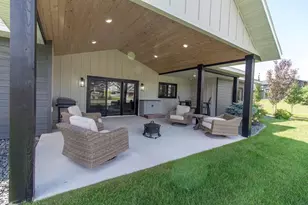 129 Altavista Dr, Detroit Lakes, MN 56501 - Photo 22