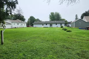 217 Lowell Street E, Le Roy, MN 55951 - Photo 26