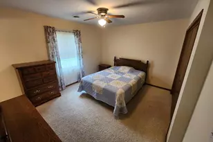 217 Lowell Street E, Le Roy, MN 55951 - Photo 12
