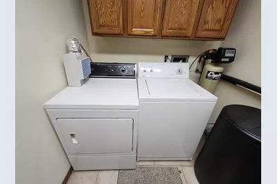 217 Lowell Street E, Le Roy, MN 55951 - Photo 20