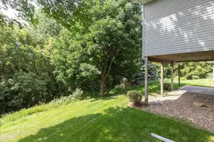 2810 Sunset Ln NE, Rochester, MN 55906 - Photo 48