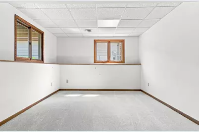 8106 Vincent Avenue N, Brooklyn Park, MN 55444 - Photo 32