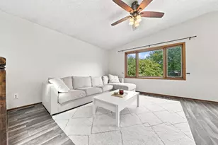 8106 Vincent Ave N, Brooklyn Park, MN 55444 - Photo 4