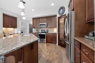 8789 Upper 7th Pl, Lake Elmo, MN 55042 - Photo 14