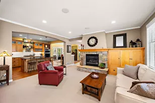 542 Newman Trail, Stillwater, MN 55082 - Photo 4