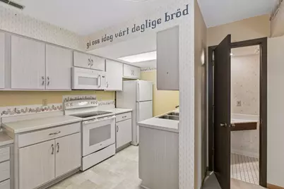 2630 Alabama Avenue S, Saint Louis Park, MN 55416 - Photo 10