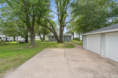 1095 Belview Road, South Haven, MN 55382 - Photo 12