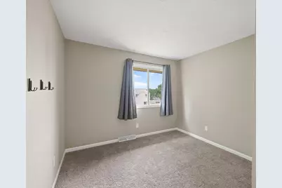 459 S Mailand Court, Maplewood, MN 55119 - Photo 14