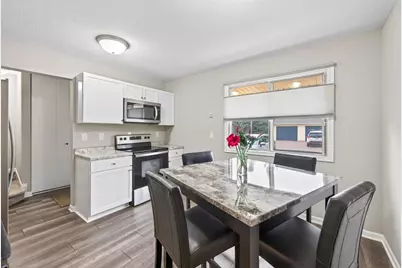 459 S Mailand Court, Maplewood, MN 55119 - Photo 8