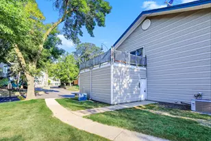 2700 Shenandoah Ln N, Plymouth, MN 55447 - Photo 22