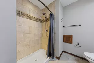 2401 Foxtail Ln, Faribault, MN 55021 - Photo 32