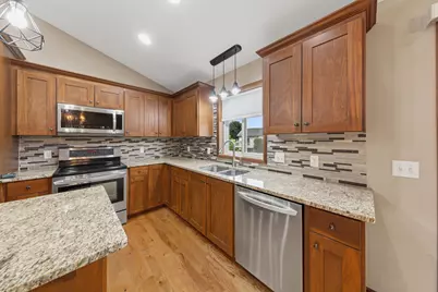 2401 Foxtail Lane, Faribault, MN 55021 - Photo 18