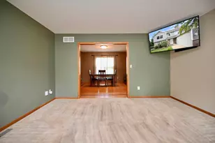 5825 Fairway Dr NW, Rochester, MN 55901 - Photo 10