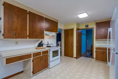525 Harper Street, Mankato, MN 56001 - Photo 10