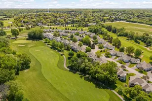 16270 Crystal Hills Dr, Lakeville, MN 55044 - Photo 4
