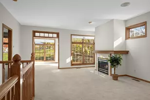 16270 Crystal Hills Dr, Lakeville, MN 55044 - Photo 12