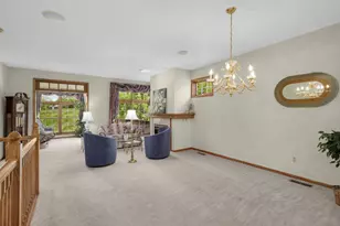 16270 Crystal Hills Dr, Lakeville, MN 55044 - Photo 10