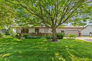 556 Kar-Mil Pl, Gaylord, MN 55334 - Photo 1