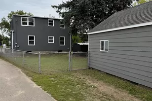 606 S 8th St, Brainerd, MN 56401 - Photo 24