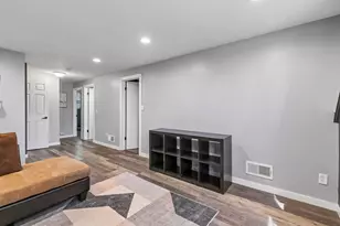 833 Oriole Dr, Apple Valley, MN 55124 - Photo 28