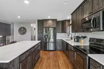 833 Oriole Drive, Apple Valley, MN 55124 - Photo 12
