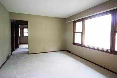 7925 Penn Avenue N, Brooklyn Park, MN 55444 - Photo 18