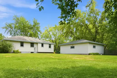 7925 Penn Avenue N, Brooklyn Park, MN 55444 - Photo 8