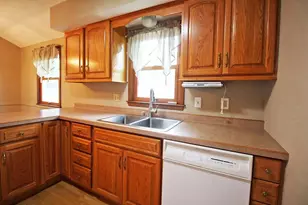7925 Penn Ave N, Brooklyn Park, MN 55444 - Photo 12