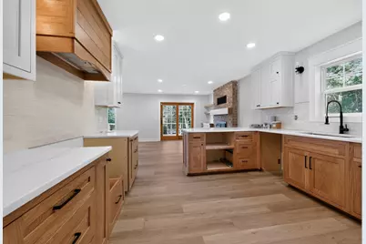10489 Barnes Way, Inver Grove Heights, MN 55077 - Photo 10