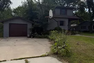 525 1st St, Dawson, MN 56232 - Photo 2