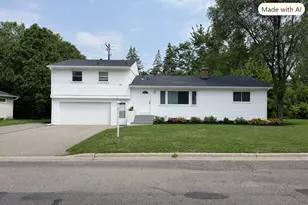725 Robinwood Ln, Hopkins, MN 55305 - Photo 1