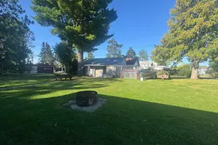 421 Geary Ave NE, Bagley, MN 56621 - Photo 4