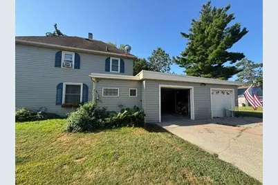 421 Geary Avenue NE, Bagley, MN 56621 - Photo 2