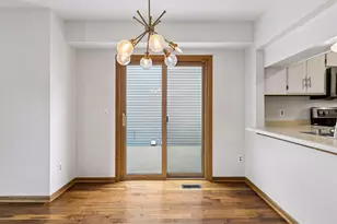 1405 Granada Tr N, Oakdale, MN 55128 - Photo 10