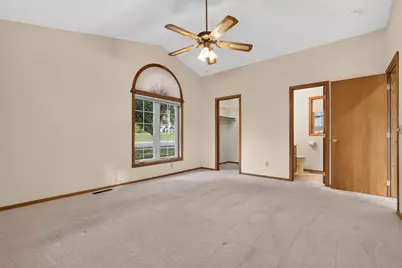 2801 Riverwood Lane NW, Rochester, MN 55901 - Photo 12