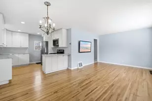 6820 Thomas Ave S, Richfield, MN 55423 - Photo 2