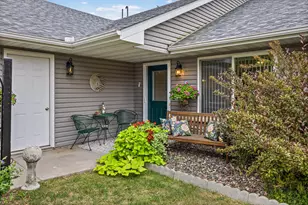 53 Meadowlark Ln, Hudson, WI 54016 - Photo 1