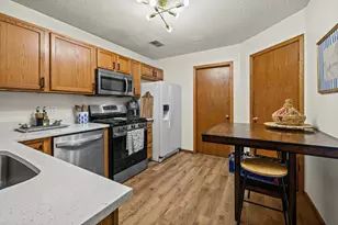 9220 Merrimac Ln N, Maple Grove, MN 55311 - Photo 16