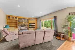 40617 Lowden Ave, North Branch, MN 55056 - Photo 42