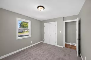 610 Jefferson Ave SW, Eyota, MN 55934 - Photo 26
