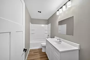 610 Jefferson Ave SW, Eyota, MN 55934 - Photo 8