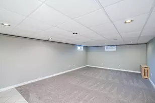 914 N 5th St, Saint Peter, MN 56082 - Photo 24