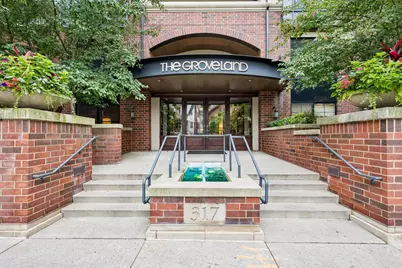 317 Groveland Avenue #714, Minneapolis, MN 55403 - Photo 2