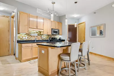 317 Groveland Avenue #714, Minneapolis, MN 55403 - Photo 8